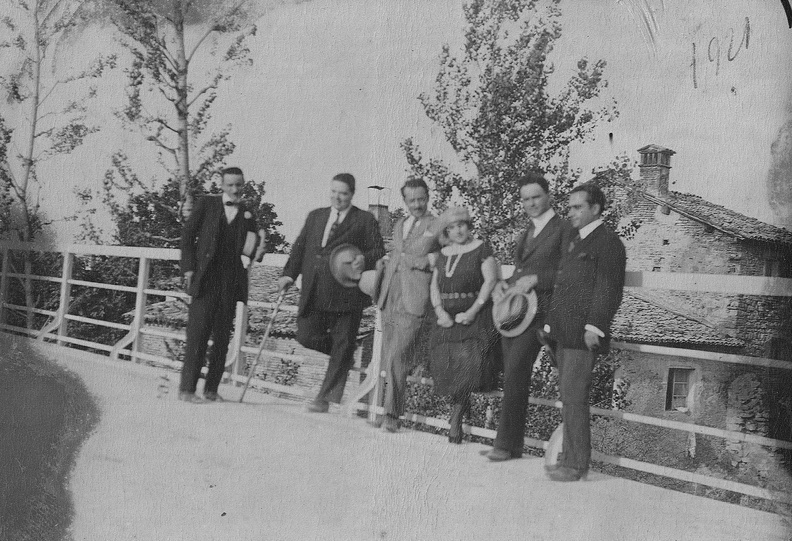 1921_Todi_da_Mariani_nomi_retro_6281x4294.jpg